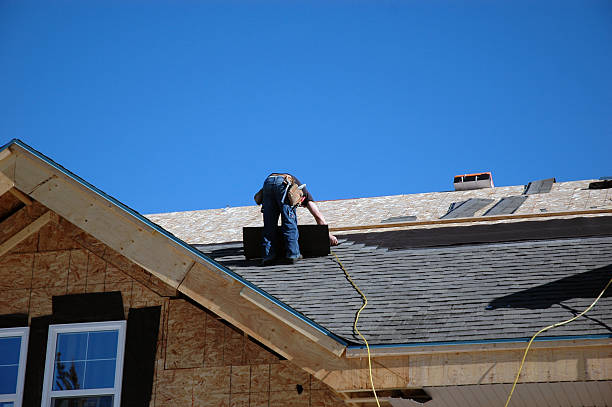 Fast & Reliable Emergency Roof Repairs in Olmsted Falls, OH